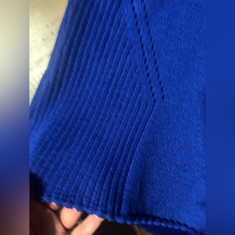 ST. JOHN knit royal blue scalloped tank blouse evening classic spring formal S - Picture 3 of 5